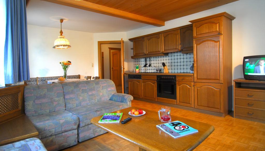 Zillertal Apartments Hippach Quarto foto